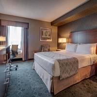 Standard Room with 1 Queen Bed