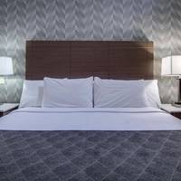 King Suite with Jetted Tub
