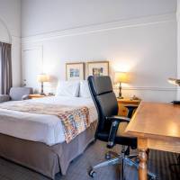 Queen Room with Garden View