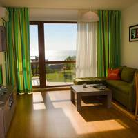 One-Bedroom Apartment with Sea View