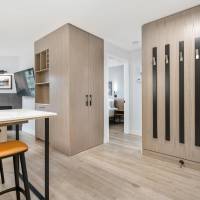 Deluxe One-Bedroom Suite