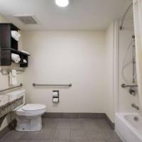 King Suite - Accessible/Non-Smoking