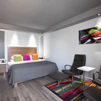 Urban Room, 1 King bed and 1 Murphy Bed