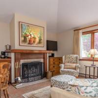 Standard King Room - Woodland