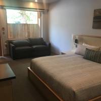 King Room with Garden View
