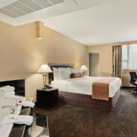 Deluxe King Business Room - Non-Smoking
