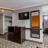 Honeymoon Suite