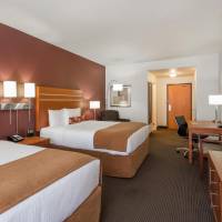 Family Suite, Two King Beds, Kitchenette, Non Smoking