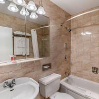 Queen Room with whirpool - Non-Smoking
