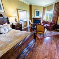 Signature Grandview with balcony - Valley View - Room 701/702