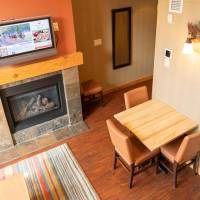 Premium King Loft Suite 