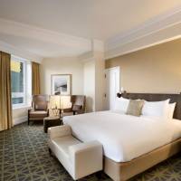 Deluxe View 1 King Room