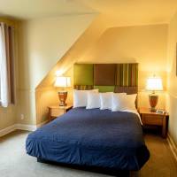Queen Room