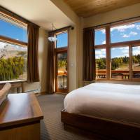Main Lodge Suite (Lift Tickets Sold Separately)