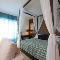 Luxury Studio with Balcony and Sea View