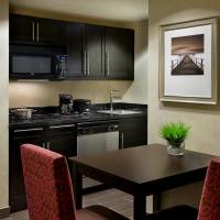 One-Bedroom King Suite - Non-Smoking