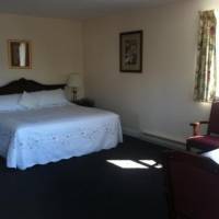 King Room with Spa Bath