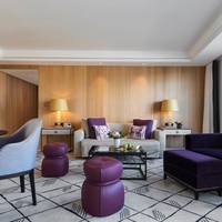 Risverside Signature Suite
