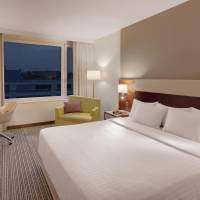 Superior King Room with Courtyard View