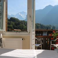 Classic Twin Room with Balcony
