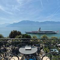 Deluxe Double Room with Lake View