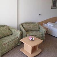 Family Room with Balcony (2 Adults + 2 Children)