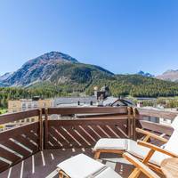 Chalet Family Apartment with Balcony and Mountain View