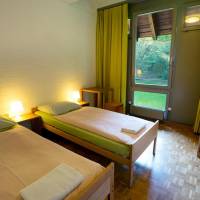 Twin Room with Shower