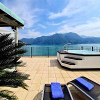 Small Single Room with Lake View