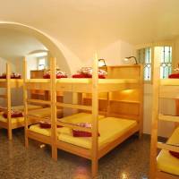 Single Bed in Mixed Dormitory Room