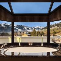 Deluxe Junior Suite Mountain View