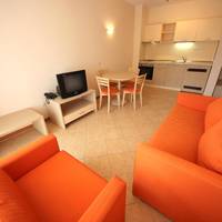 One-Bedroom Apartment with Balcony