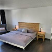 Suite with Mountain View