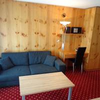 Studio (2 Adults)