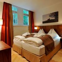 Standard Double Room with Forest View