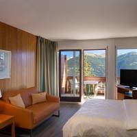 Executive Triple Room with Balcony and Mountain View