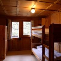 Twin Room with Shared Bathroom