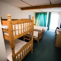 Family Room (5 Adults)