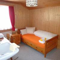 Single Room with Shared Bathroom