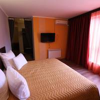Queen Suite