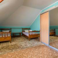 Economy Triple Room