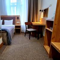 Standard Double Room - Basement or with Patio View