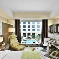 Premium King Room with complimentary 20% discount on food and beverages (including alcohol) and 3hrs late check-out upon availability