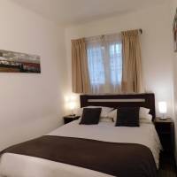 Standard Double Room with Ensuite Bathroom
