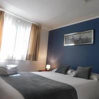 Basic Double Room with external private bathroom