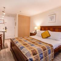 Studio Apartment (2 Adults)