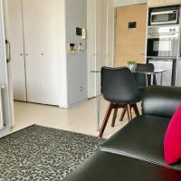 One-Bedroom Apartment with Living room and Kitchen (2 Adults)