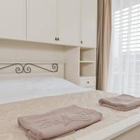 One-Bedroom Apartment (2 Adults + 1 Child)