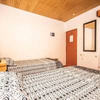 Standard Twin Room with Private Bathroom