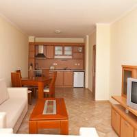 One-Bedroom Apartment with Balcony
